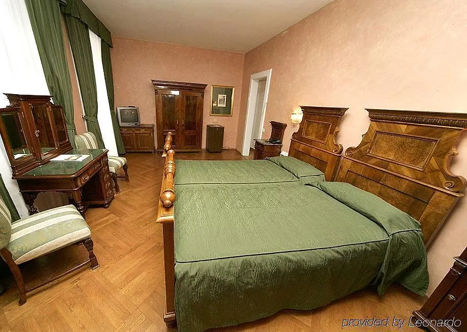 Hotel Roma פראג